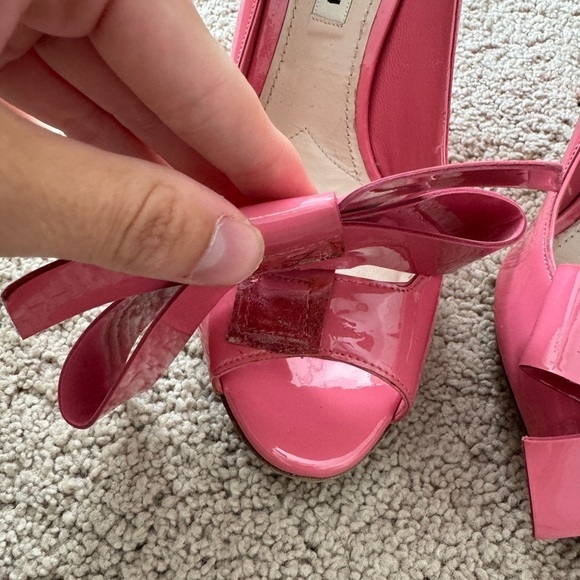 Miumiu- Pink Patent Leather Large Bow Peep Toe Heels - Picture 6 of 6
